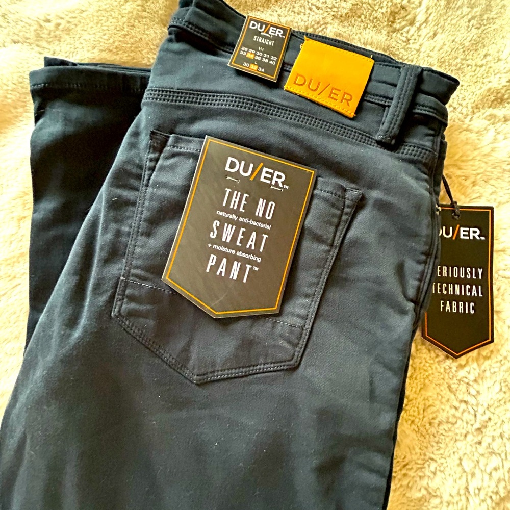 Mens NWT DU/ER dark blue incredible pants.